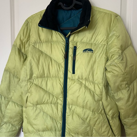 Green Women’s GoLite Puffer Jacket - Picture 2 of 6